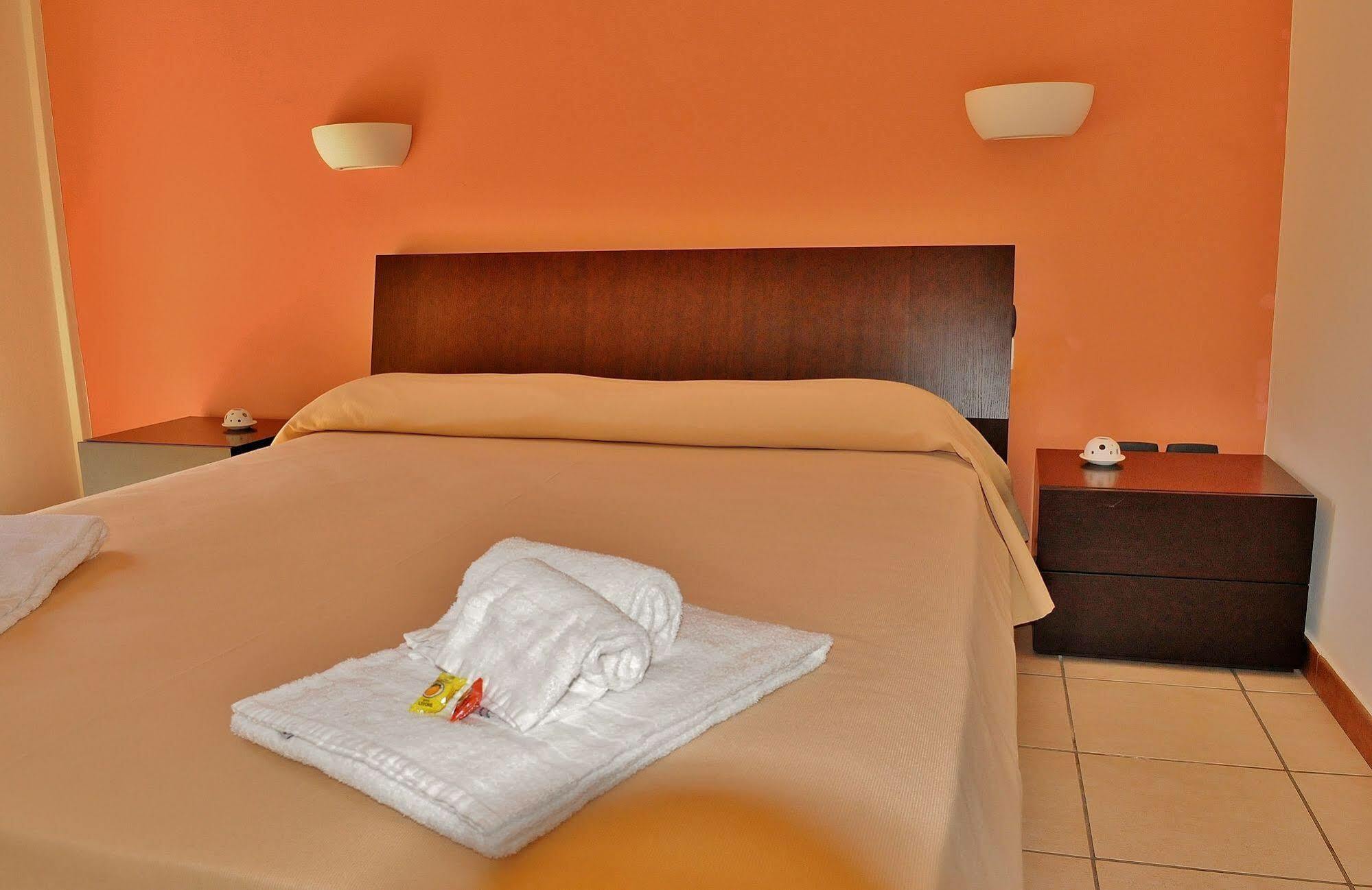 Hotel Rasula Alta Gravina di Catania Exteriér fotografie