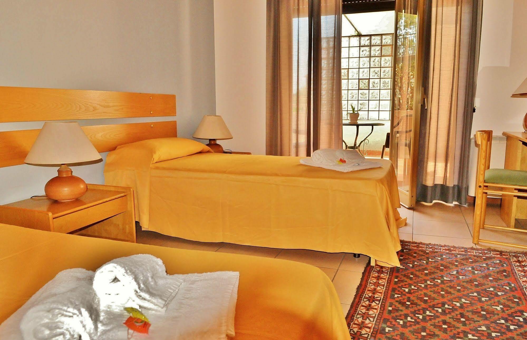 Hotel Rasula Alta Gravina di Catania Exteriér fotografie