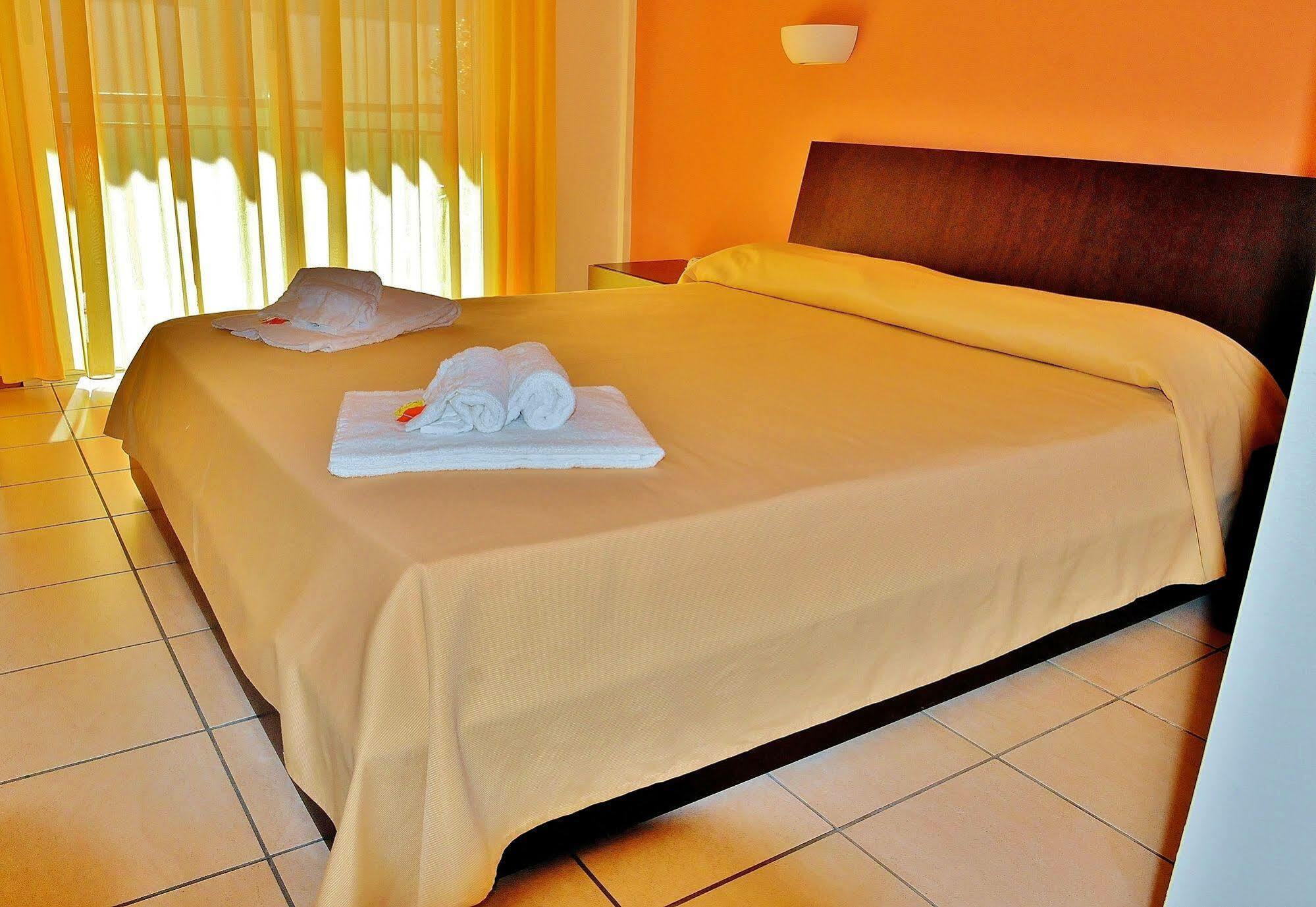 Hotel Rasula Alta Gravina di Catania Exteriér fotografie
